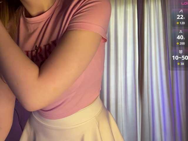 creamberryy live cam on BongaCams