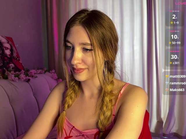 creamberryy live cam on BongaCams