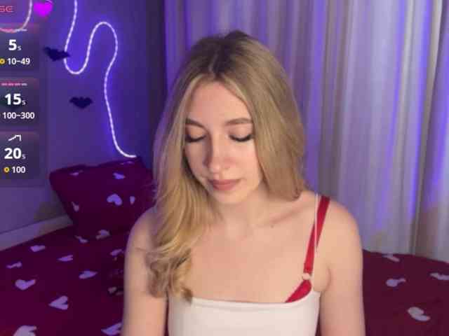 creamberryy Live Webcam on BongaCams