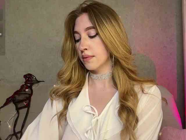 naked video chat Creamberryy