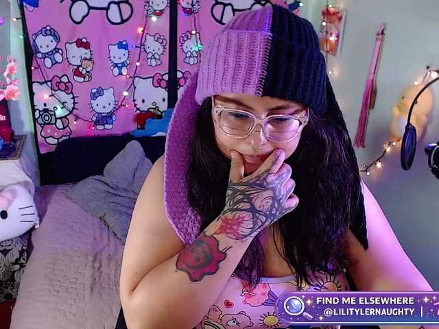 LuluPup live cam on BongaCams