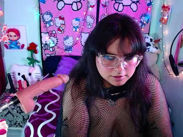 LuluPup live webcam show