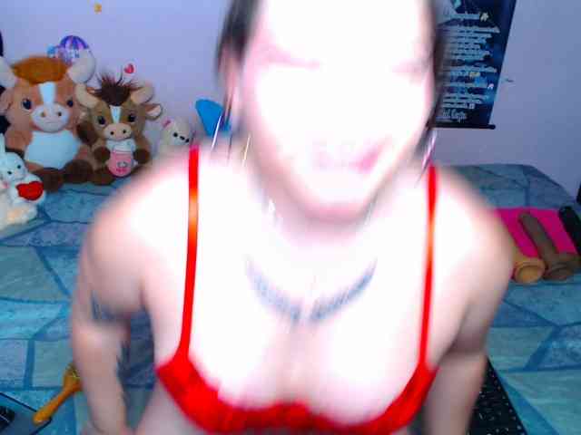 shantaltsfoxx webcam