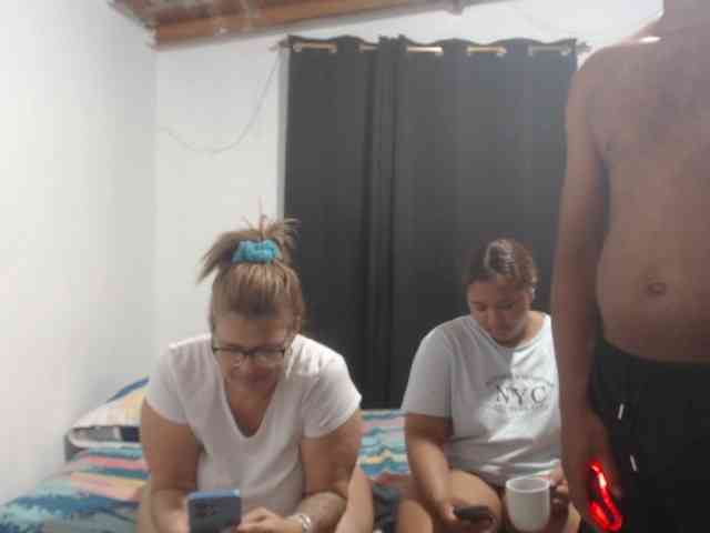 violetaandlucyandtevez