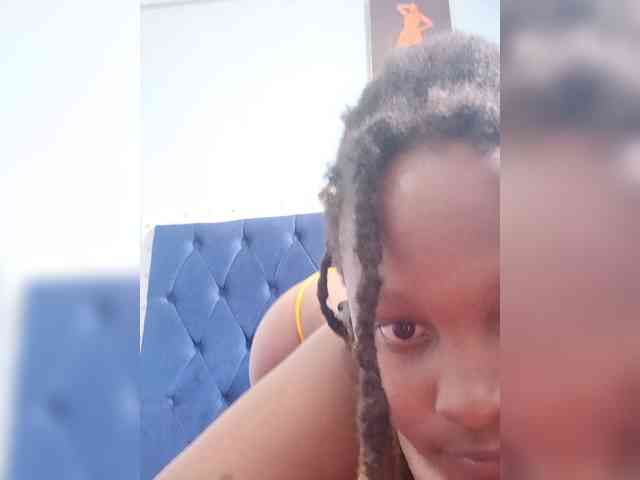 Sweetpussy24 webcam