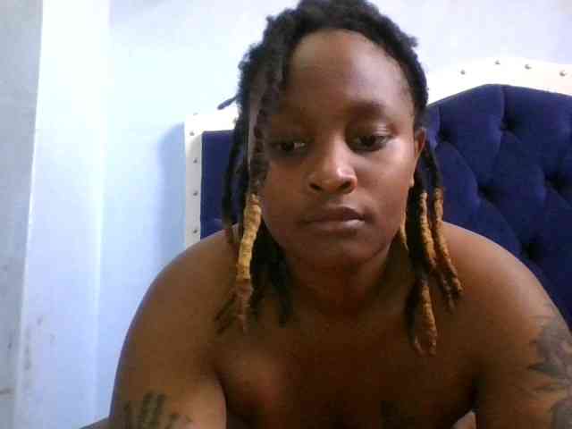 Sweetpussy24 webcam