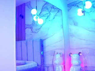 LunaBlis Porn Show