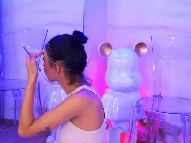LunaBlis live webcam show