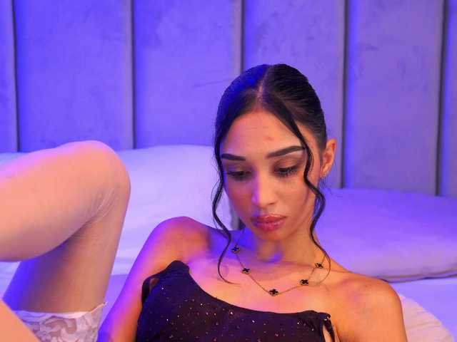 LunaBlis live webcam show