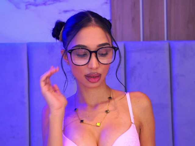 LunaBlis live cam on BongaCams