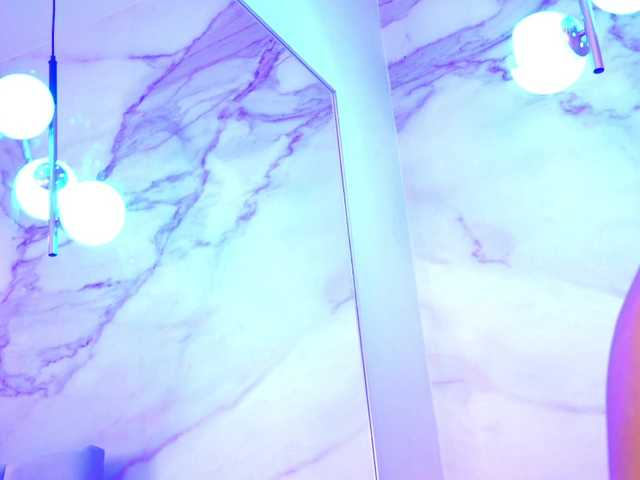 LunaBlis live webcam show