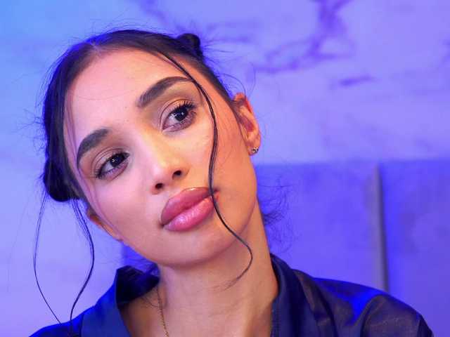 LunaBlis live cam on BongaCams