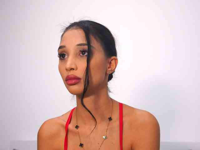 Modella: LunaBlis