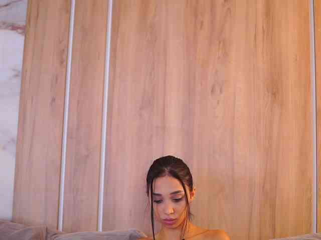 Modella: LunaBlis