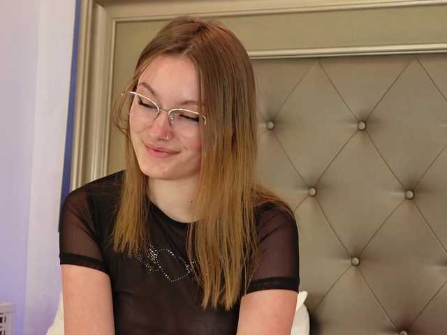 Sex chat gratuit in direct cu LeilaBie pe BongaCams