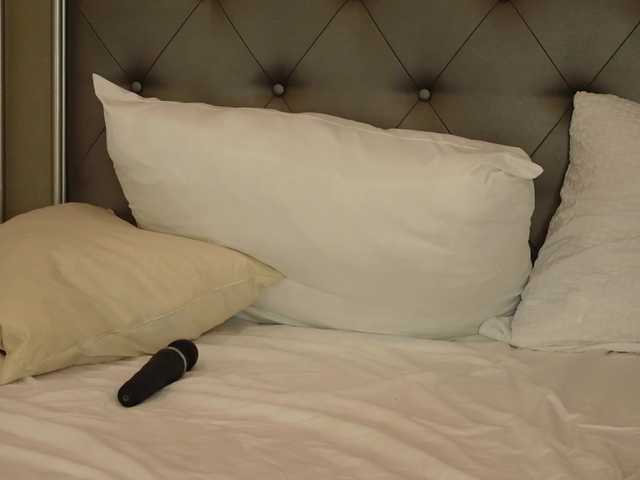 LeilaBie live cam on BongaCams