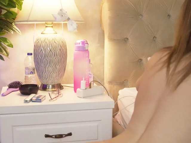LeilaBie live cam on BongaCams