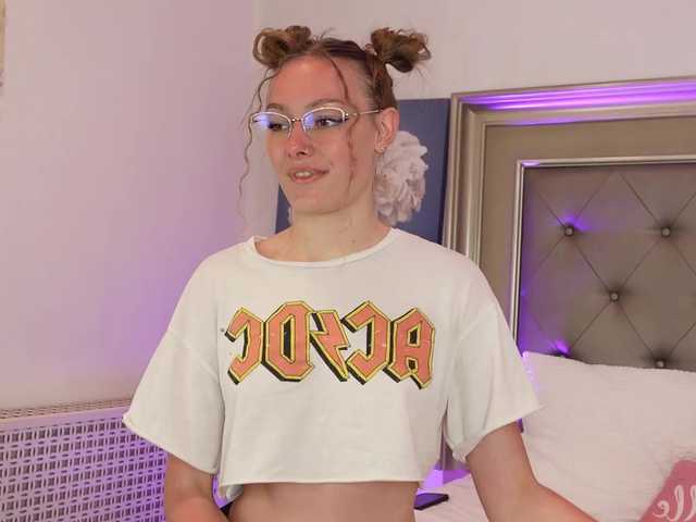 LeilaBie live cam on BongaCams