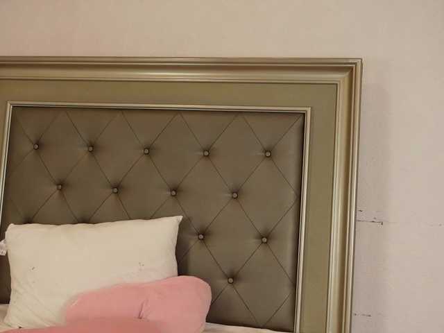 Sex chat gratuit in direct cu LeilaBie pe BongaCams