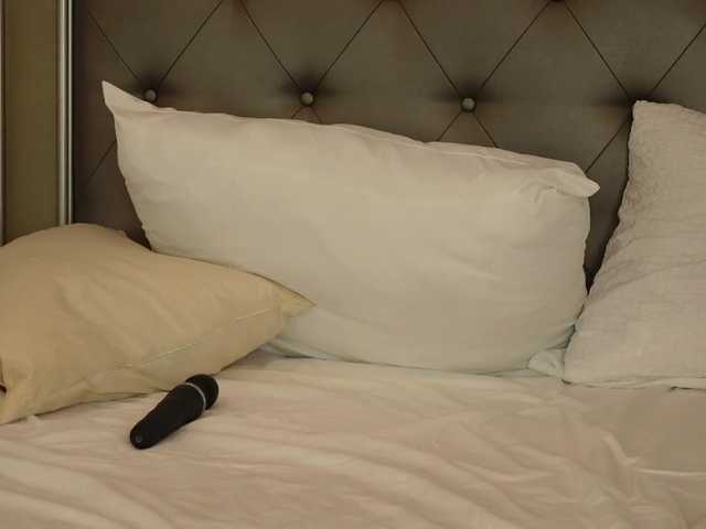 LeilaBie live webcam show