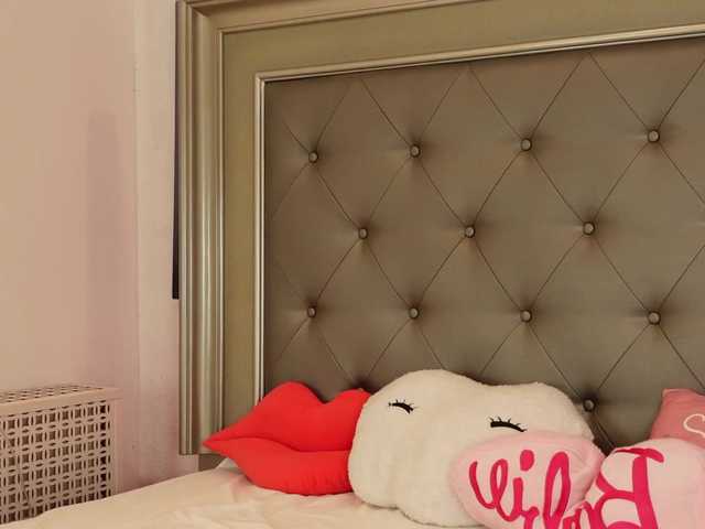 LeilaBie live cam on BongaCams