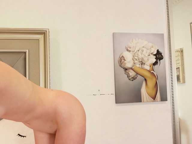 LeilaBie live cam on BongaCams