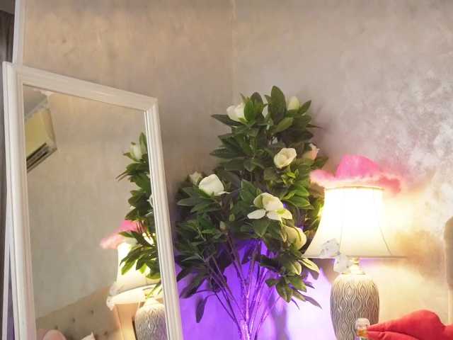 LeilaBie live cam on BongaCams