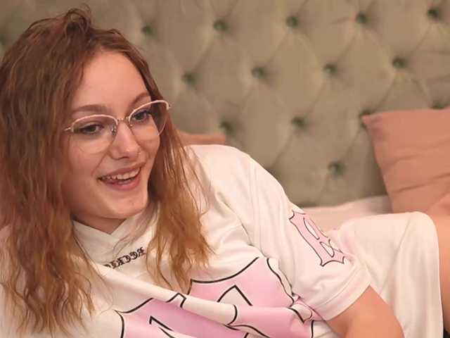 LeilaBie live cam on BongaCams