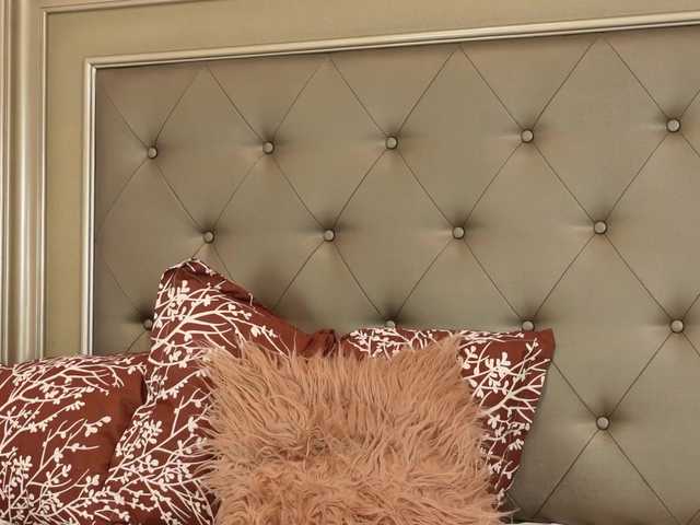 LeilaBie live cam on BongaCams