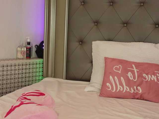 LeilaBie live cam on BongaCams