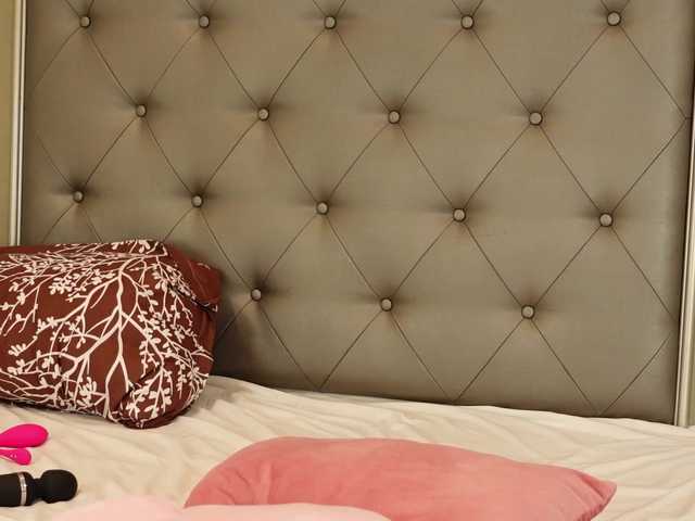 Sex chat gratuit in direct cu LeilaBie pe BongaCams