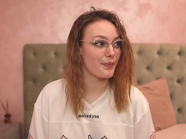 LeilaBie live cam on BongaCams