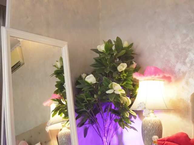 LeilaBie live cam on BongaCams