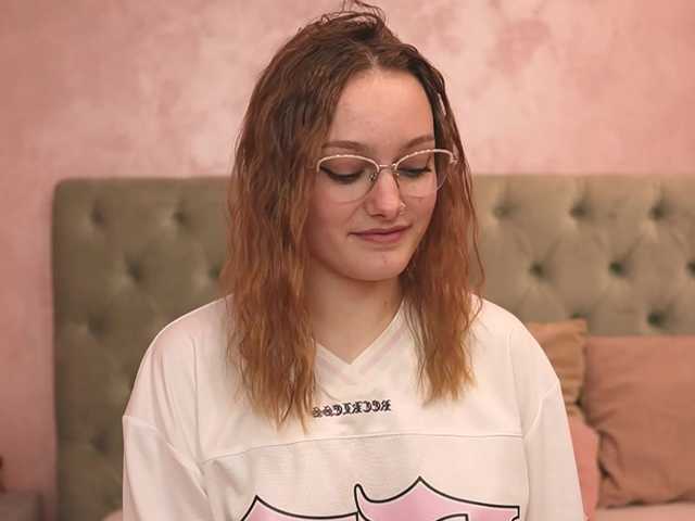 LeilaBie live cam on BongaCams
