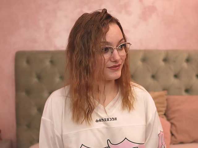 LeilaBie live cam on BongaCams
