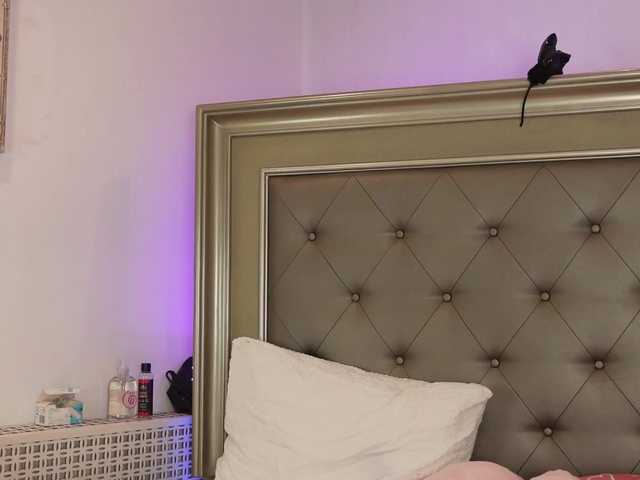 LeilaBie live cam on BongaCams