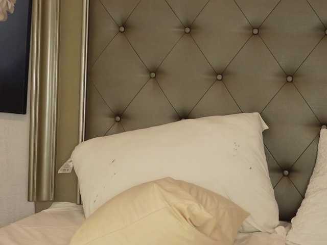 LeilaBie live webcam show