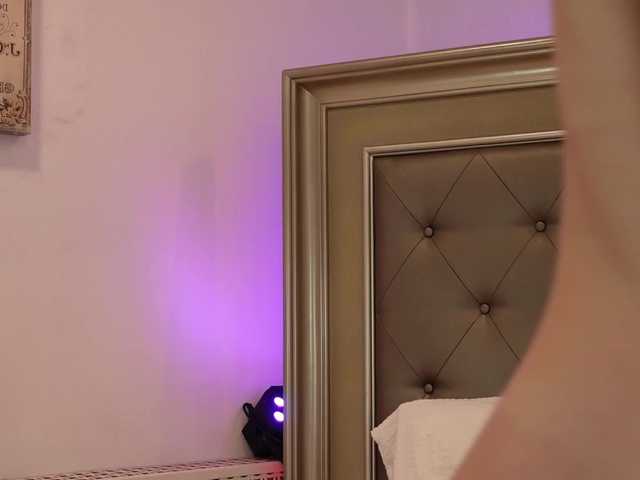LeilaBie live cam on BongaCams