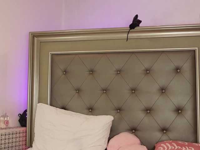 LeilaBie live cam on BongaCams