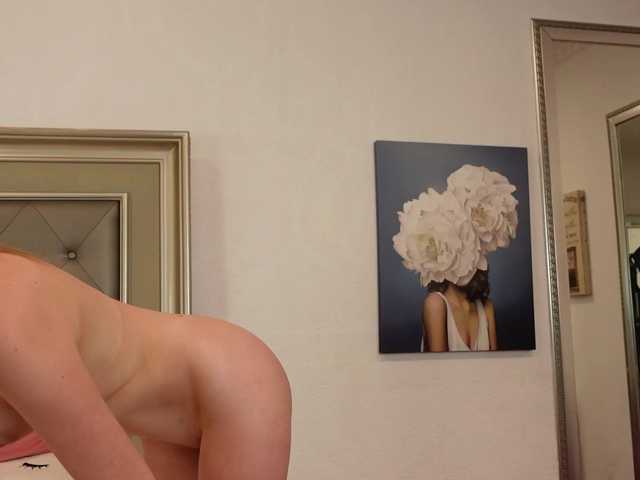LeilaBie live cam