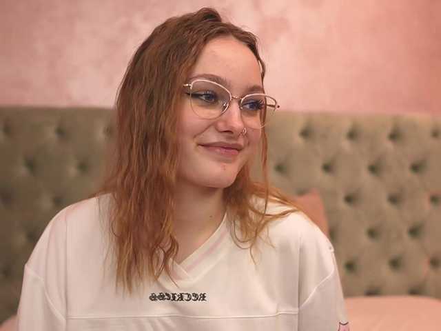 LeilaBie live cam on BongaCams
