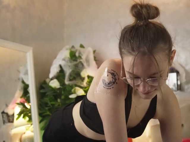 LeilaBie live cam on BongaCams