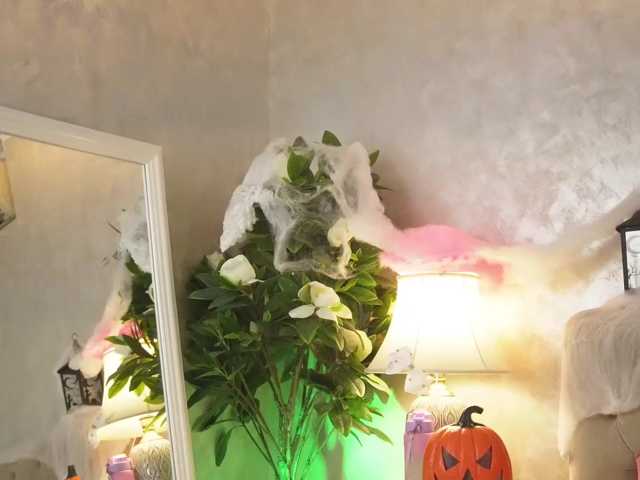 LeilaBie live cam on BongaCams