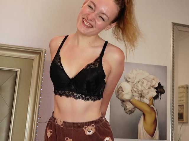 Sex chat gratuit in direct cu LeilaBie pe BongaCams