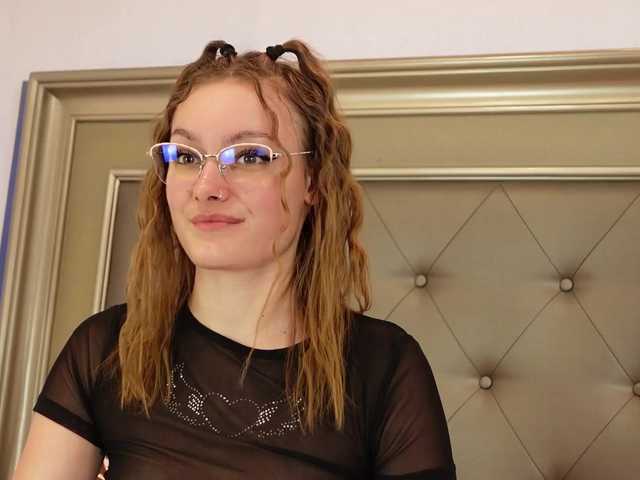 LeilaBie live cam on BongaCams