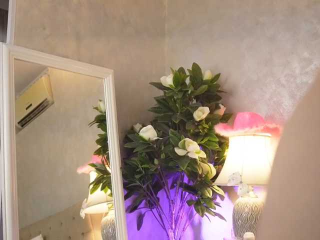 LeilaBie live cam on BongaCams