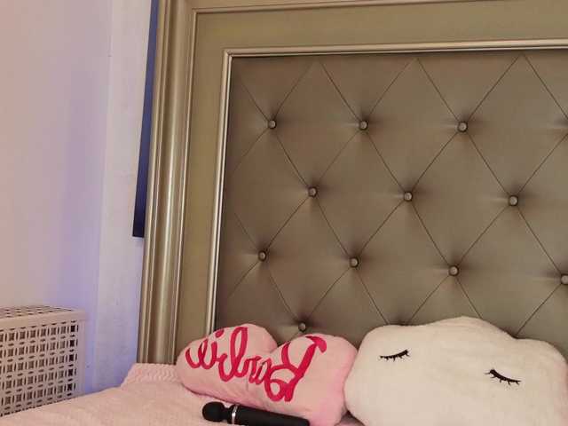 LeilaBie live cam on BongaCams