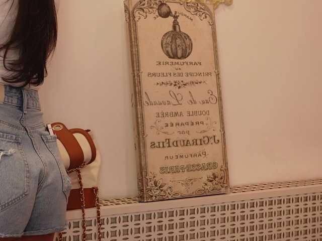 AlexxaOne live webcam show