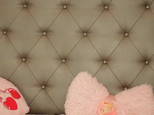 AlexxaOne live cam on BongaCams