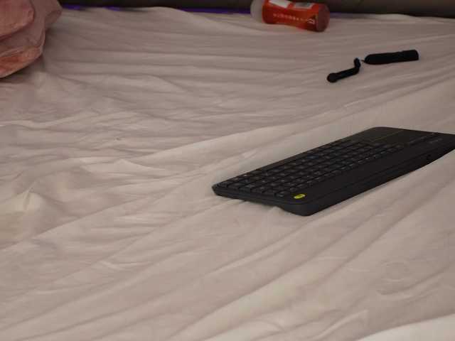 AlexxaOne live cam on BongaCams